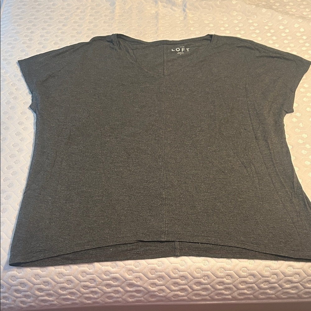 LOFT Charcoal Short Sleeve Tee